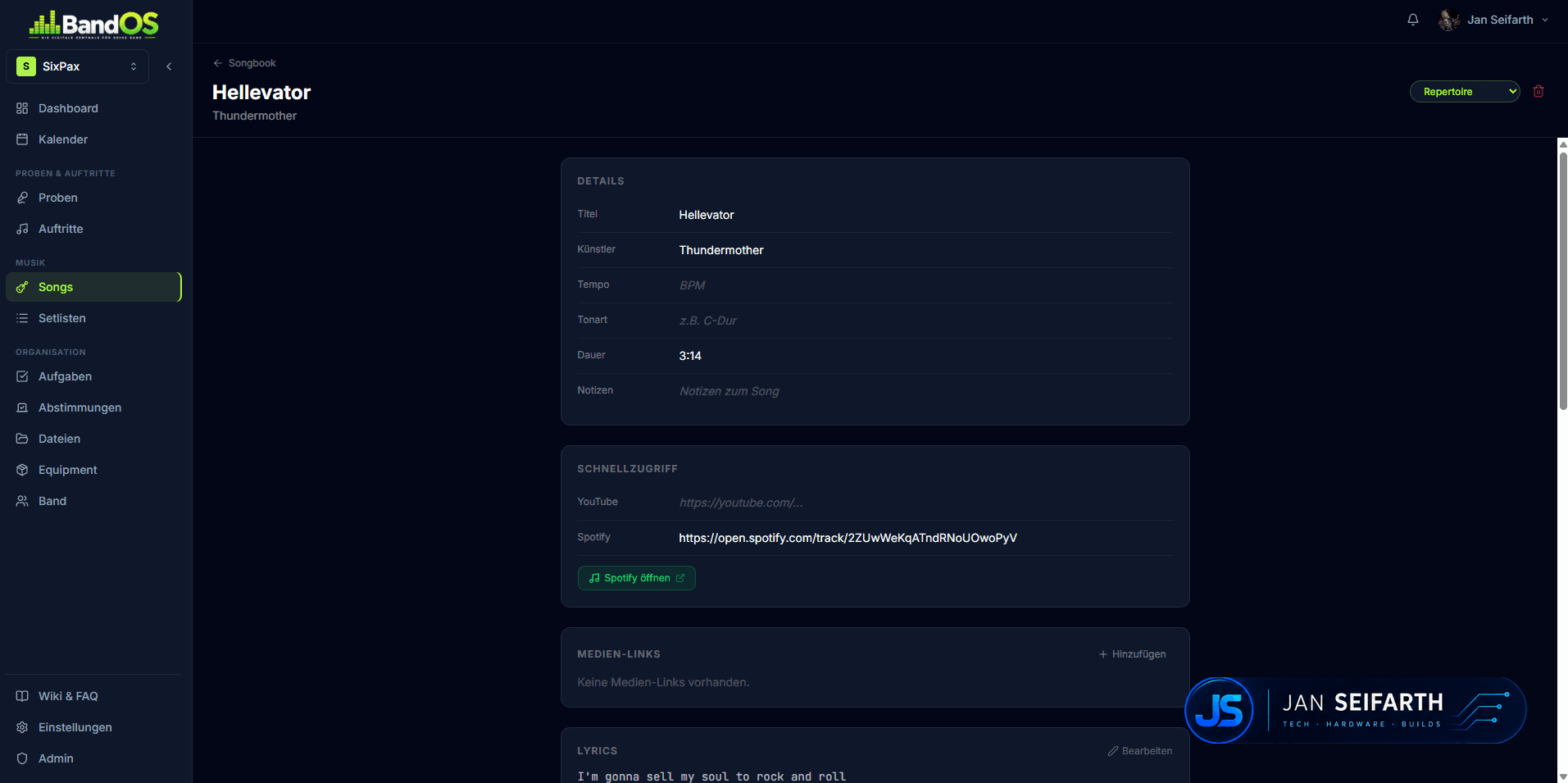 Song-Detailseite mit Metadaten wie Tonart, BPM und Interpret sowie YouTube-Link und Notizen